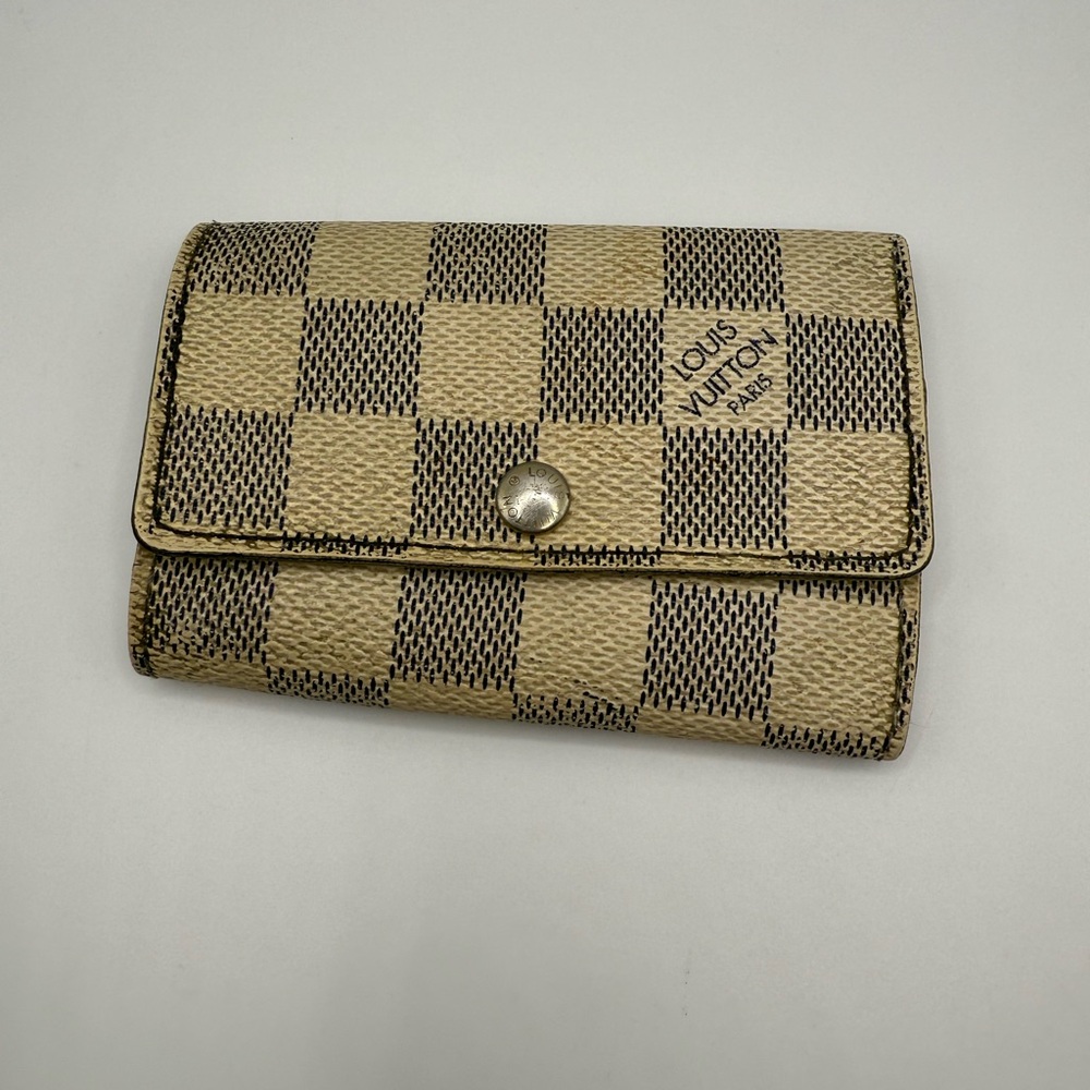 Louis Vuitton Damier Azur Key Holder CT3089